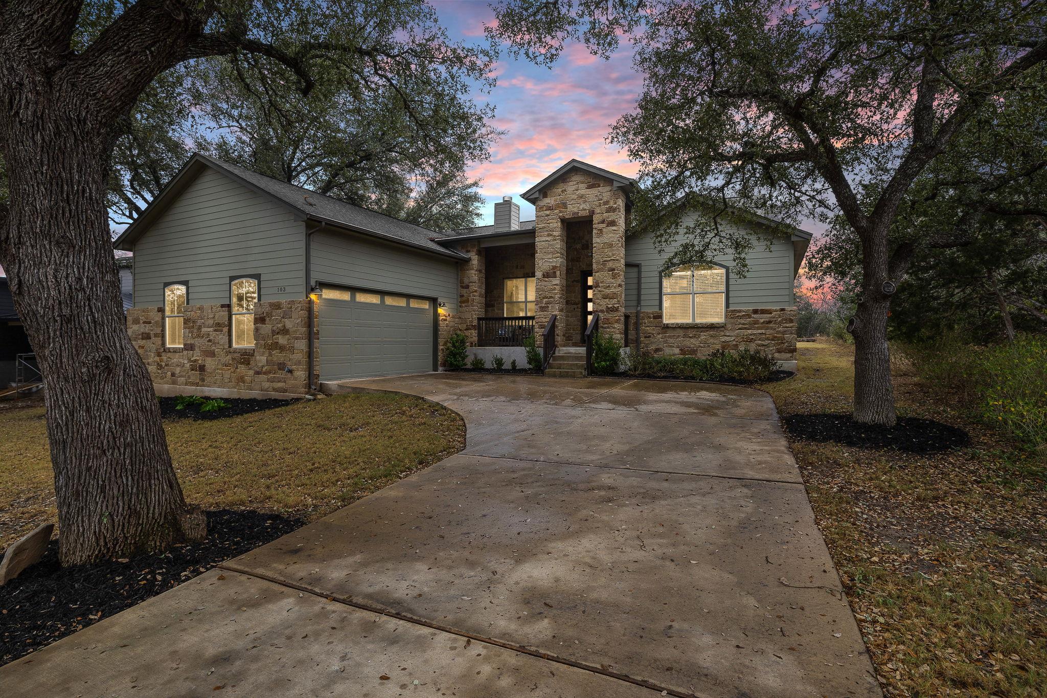 103 Kendall Dr, Spicewood, TX 78669