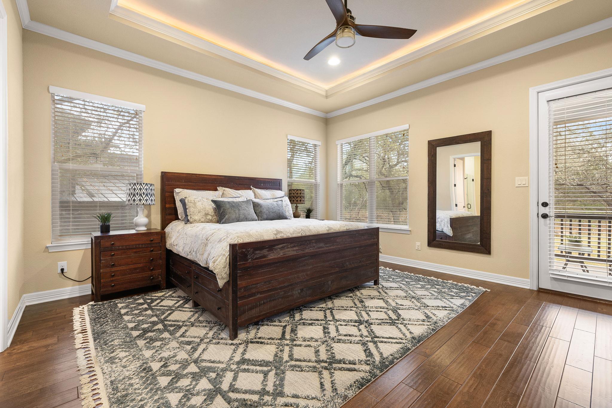 103 Kendall Dr, Spicewood, TX 78669