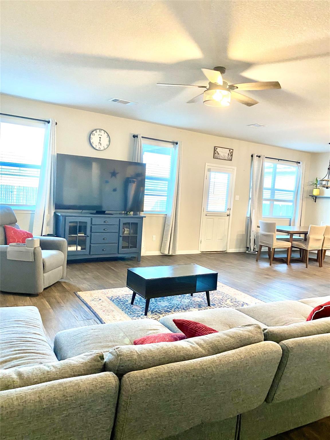 101 Fair Anne Dr, Georgetown, TX 78626