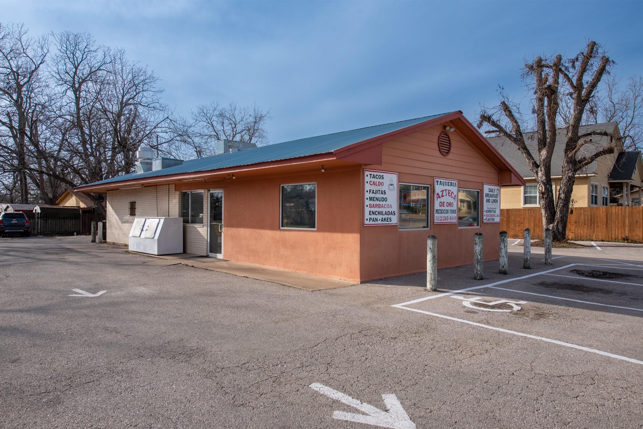 418 S Avenue D Ave, Elgin, TX 78621