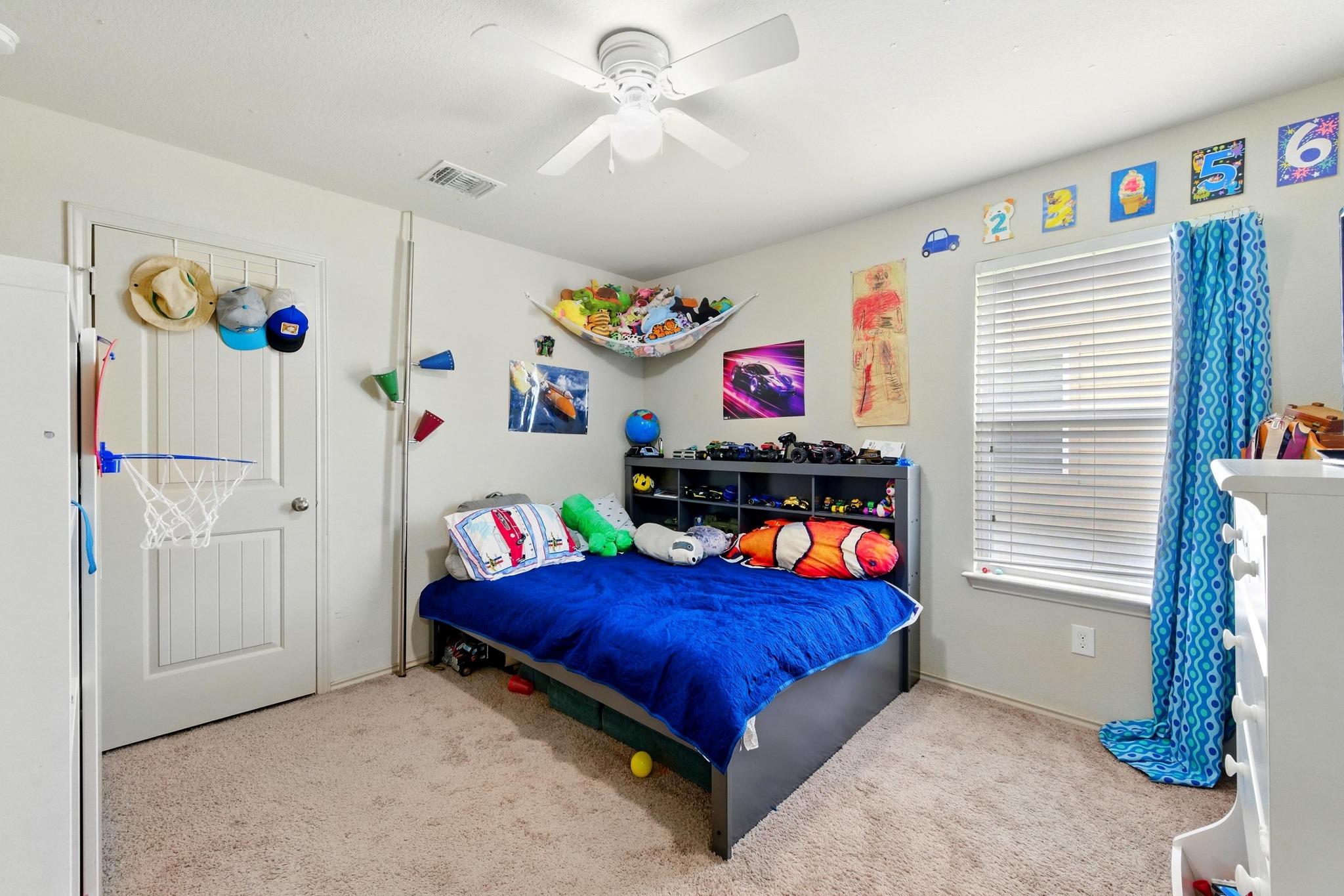 166 Tallow Trl, San Marcos, TX 78666