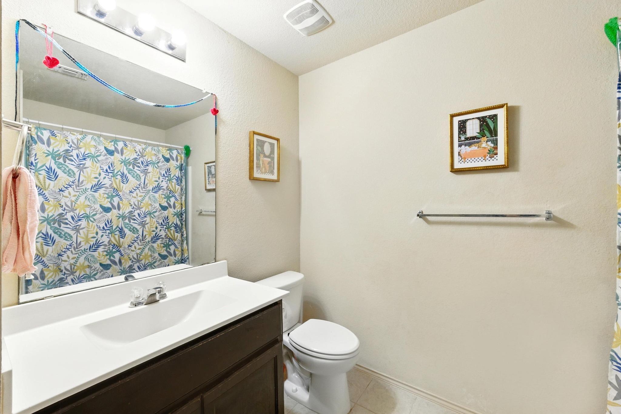 166 Tallow Trl, San Marcos, TX 78666