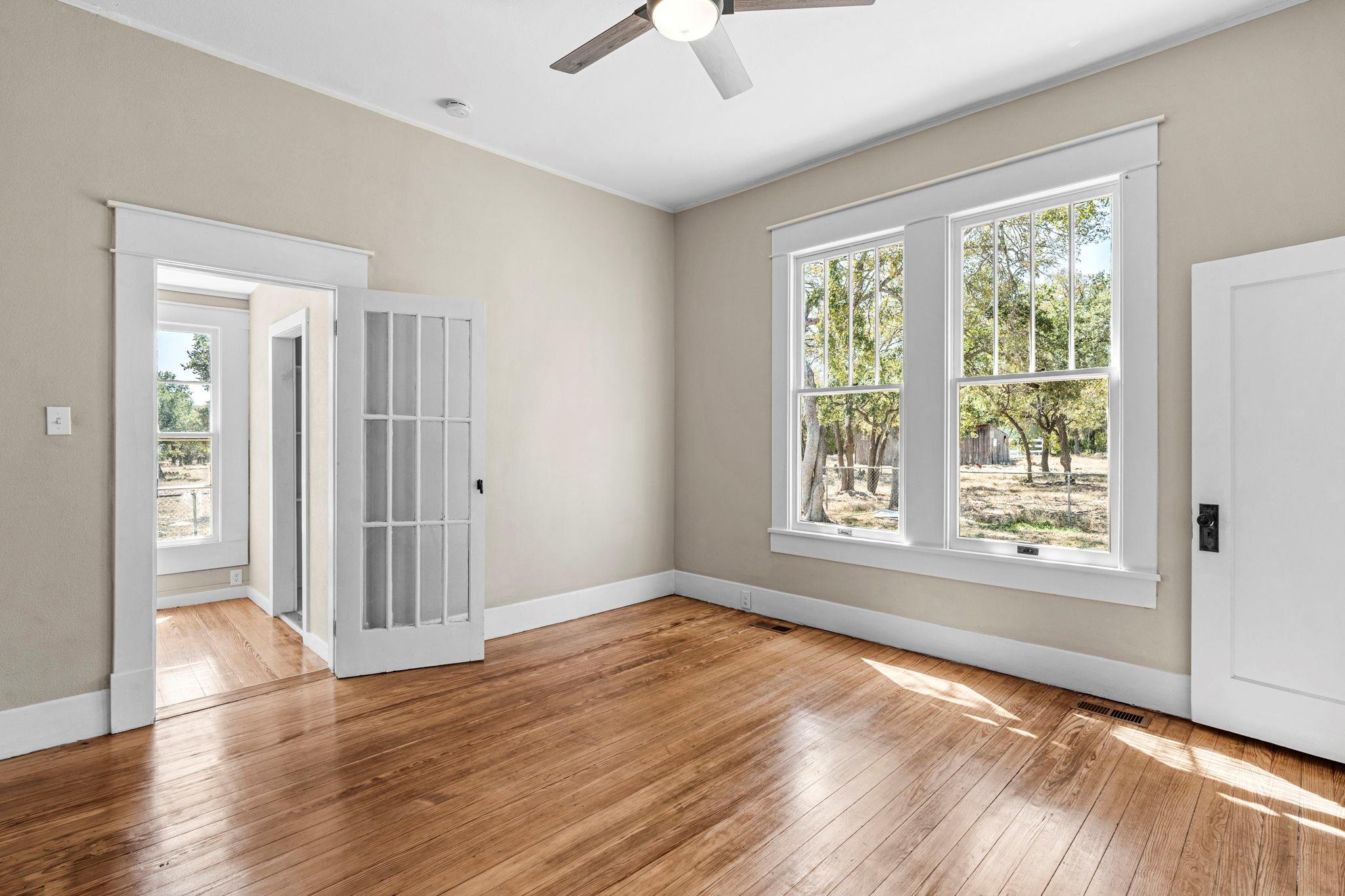 1501 Beaver Ln, Florence, TX 76527