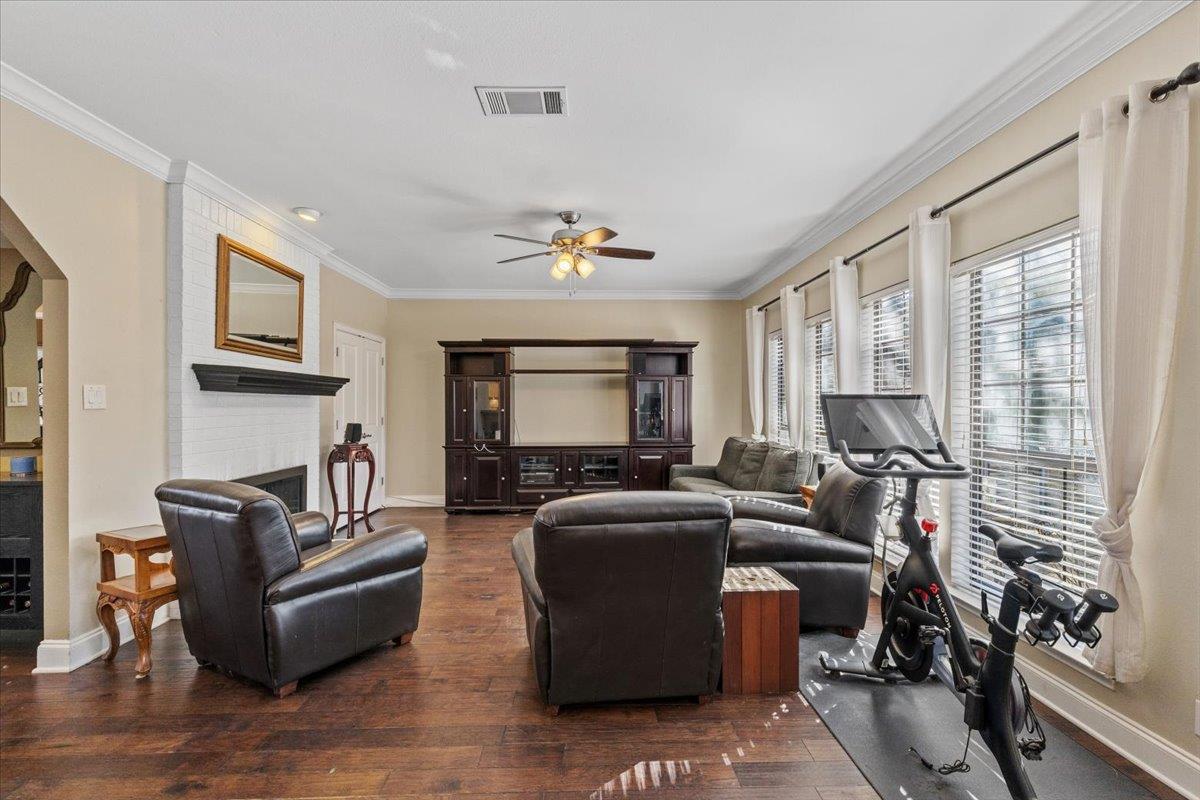 9409 Caracas Dr, Austin, TX 78733