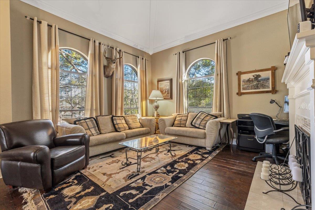 9409 Caracas Dr, Austin, TX 78733