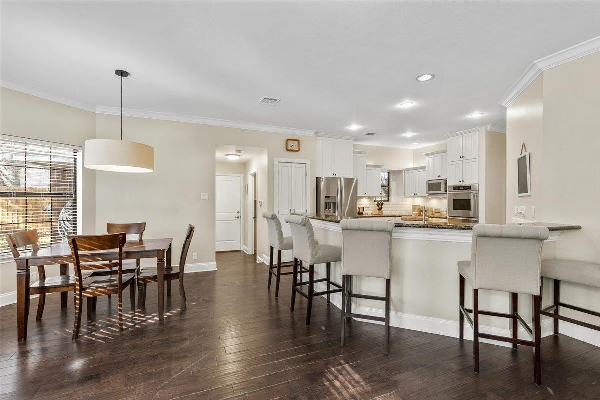 9409 Caracas Dr, Austin, TX 78733