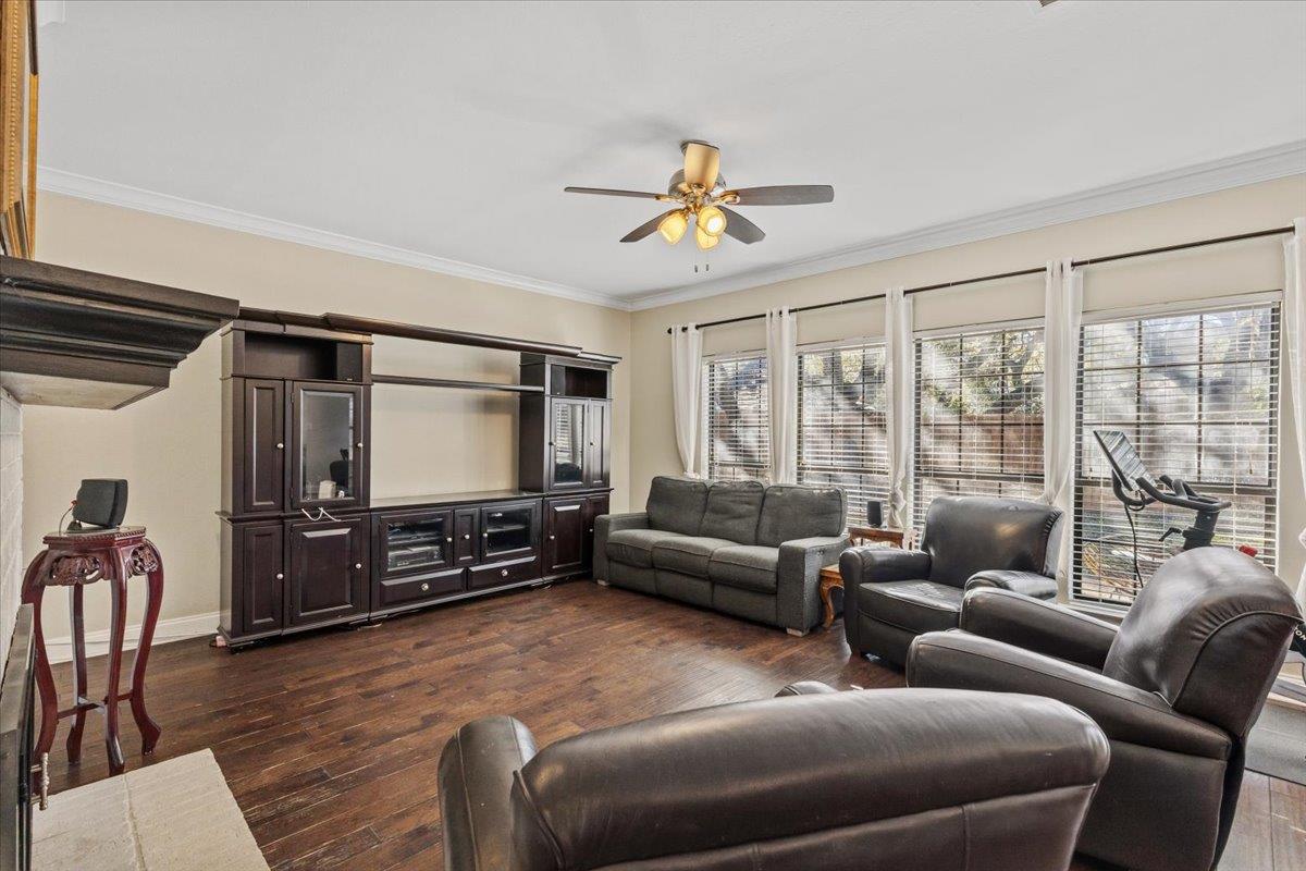 9409 Caracas Dr, Austin, TX 78733