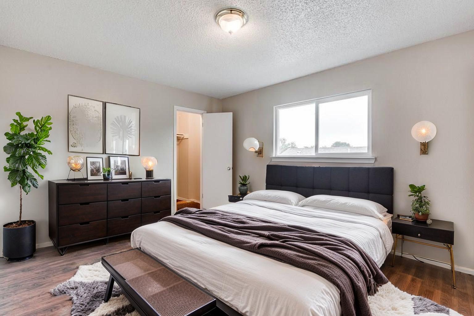 2611 Ektom Dr # B, Austin, TX 78745