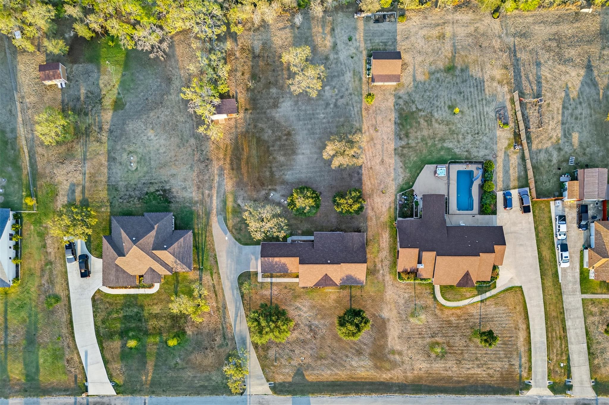 175 Creekwood Dr, Gonzales, TX 78629