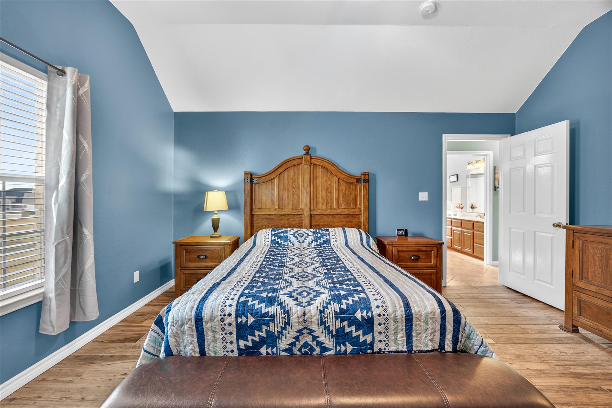 175 Creekwood Dr, Gonzales, TX 78629