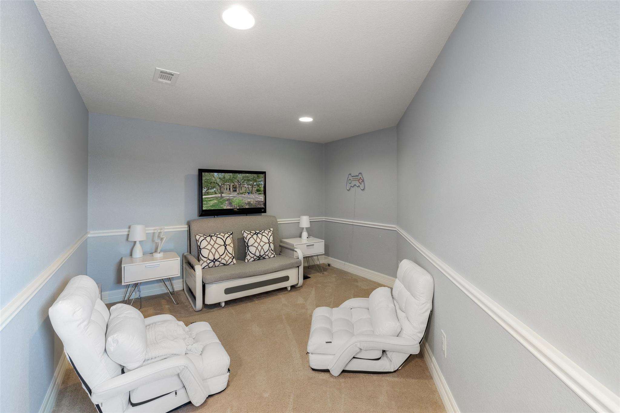 101 Hidden Hills Cv, Spicewood, TX 78669