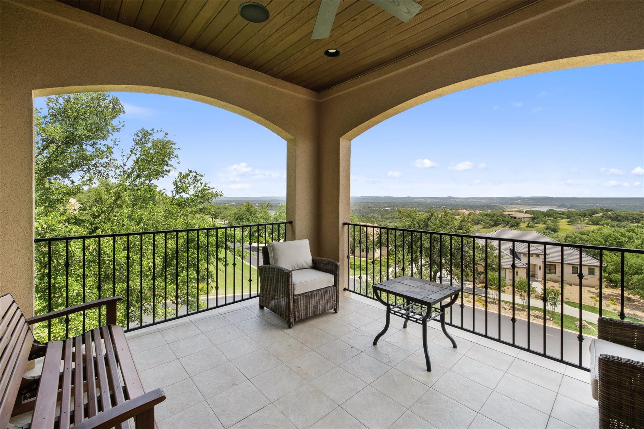 101 Hidden Hills Cv, Spicewood, TX 78669