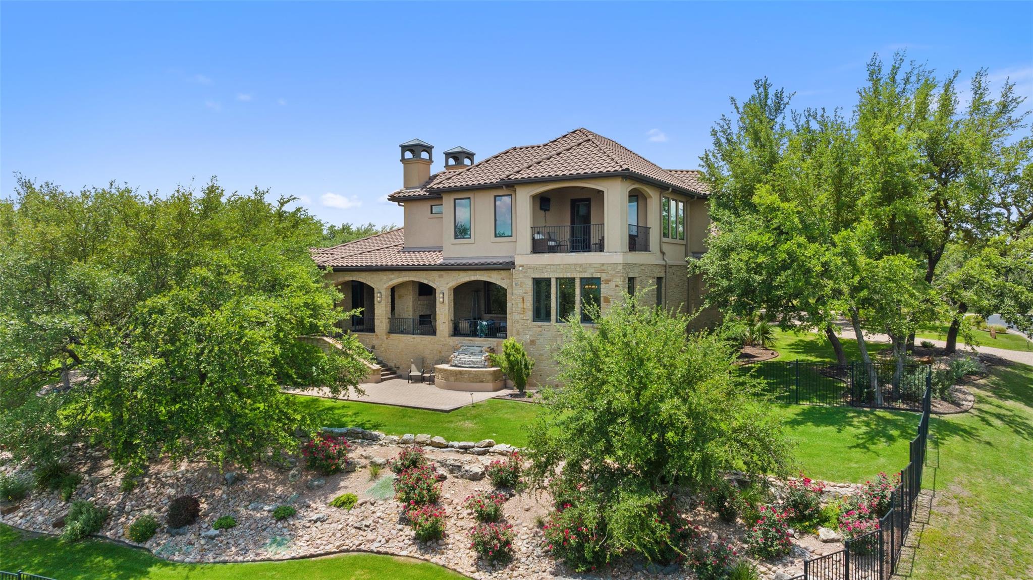 101 Hidden Hills Cv, Spicewood, TX 78669