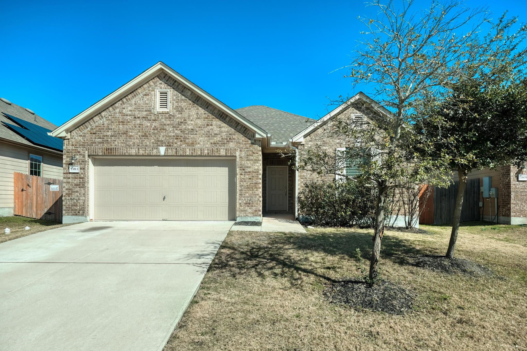 13813 James Garfield St, Manor, TX 78653