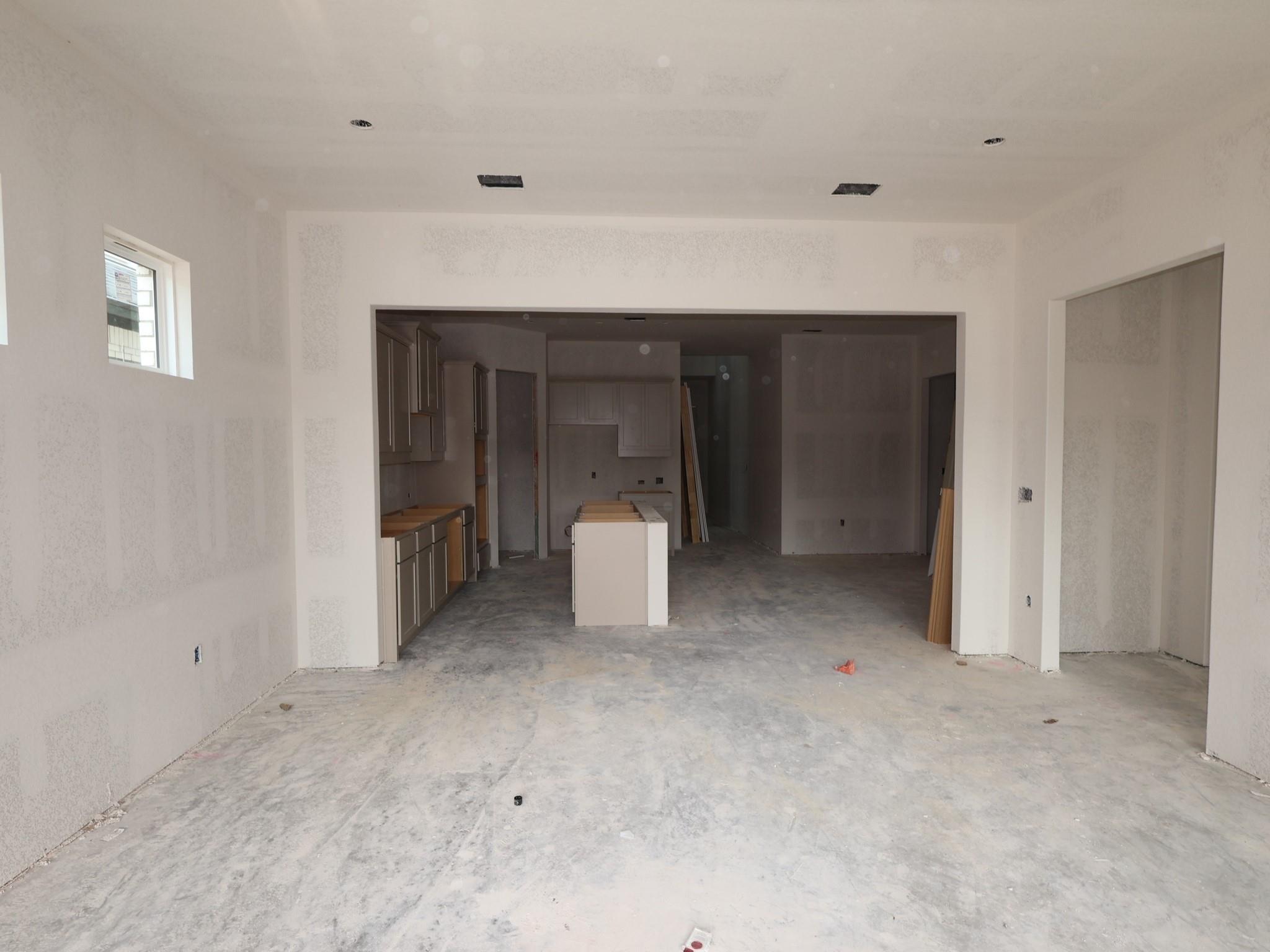 833 Corvallis Dr, Leander, TX 78641