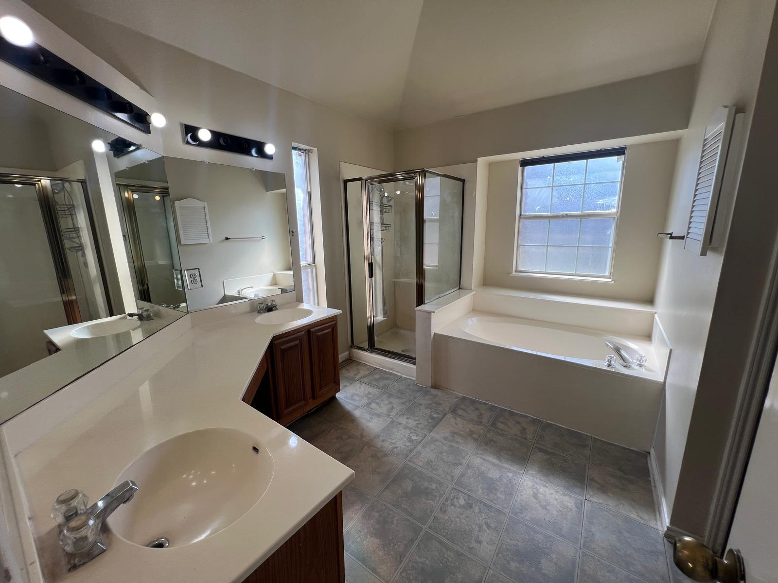 1805 Whirlwind Trl, Round Rock, TX 78664