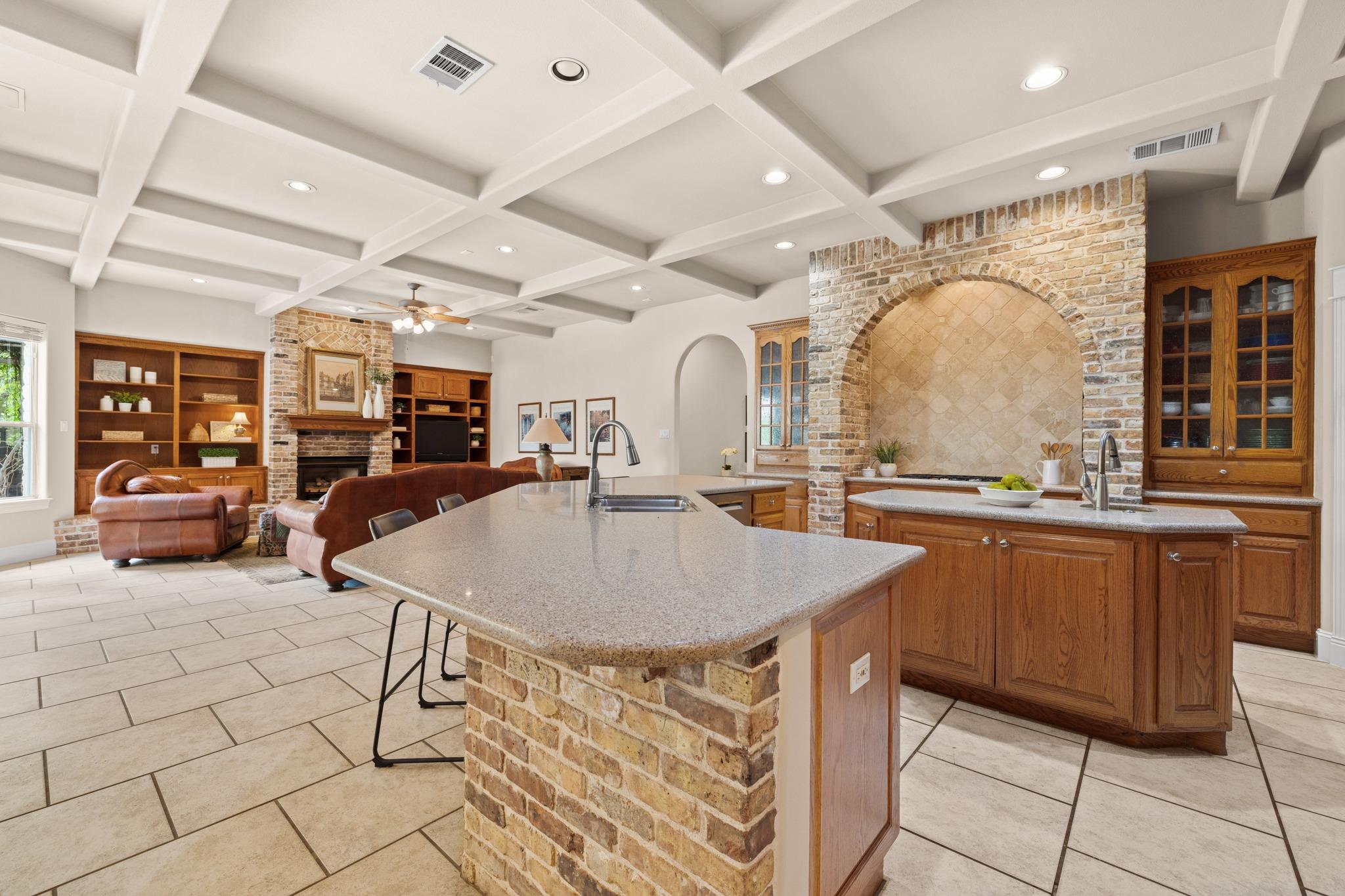 101 Diamond Trl, Georgetown, TX 78633