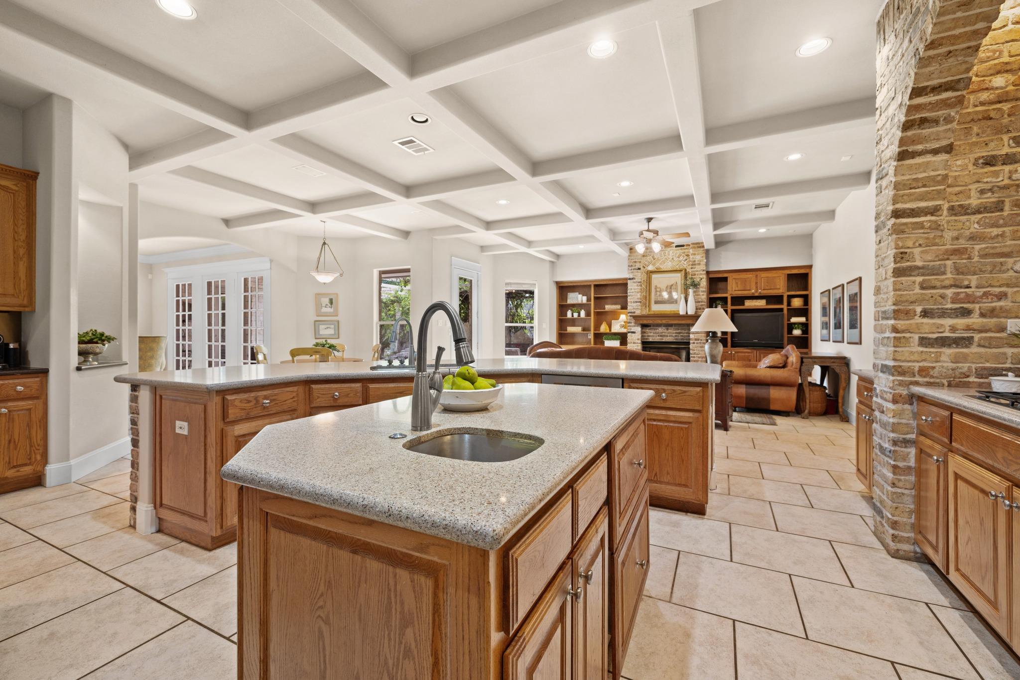 101 Diamond Trl, Georgetown, TX 78633