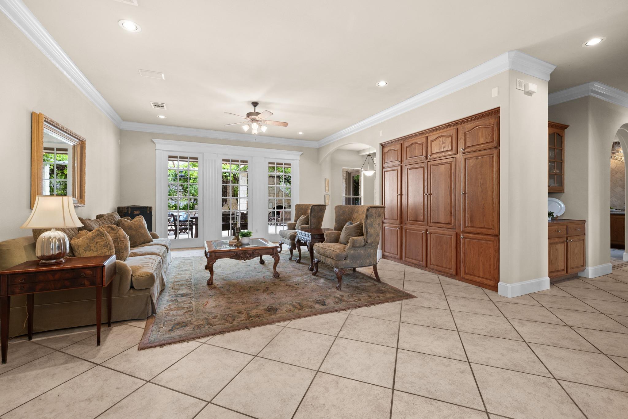 101 Diamond Trl, Georgetown, TX 78633