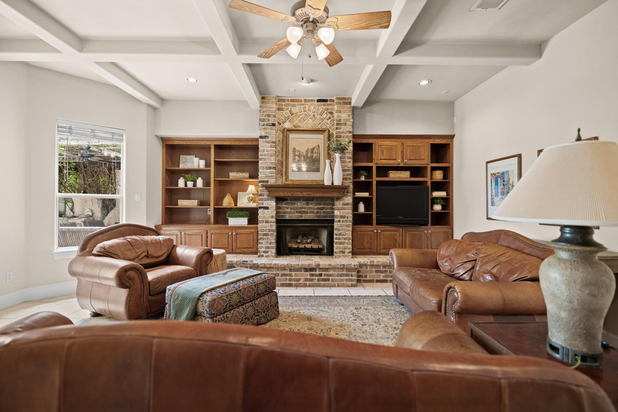 101 Diamond Trl, Georgetown, TX 78633