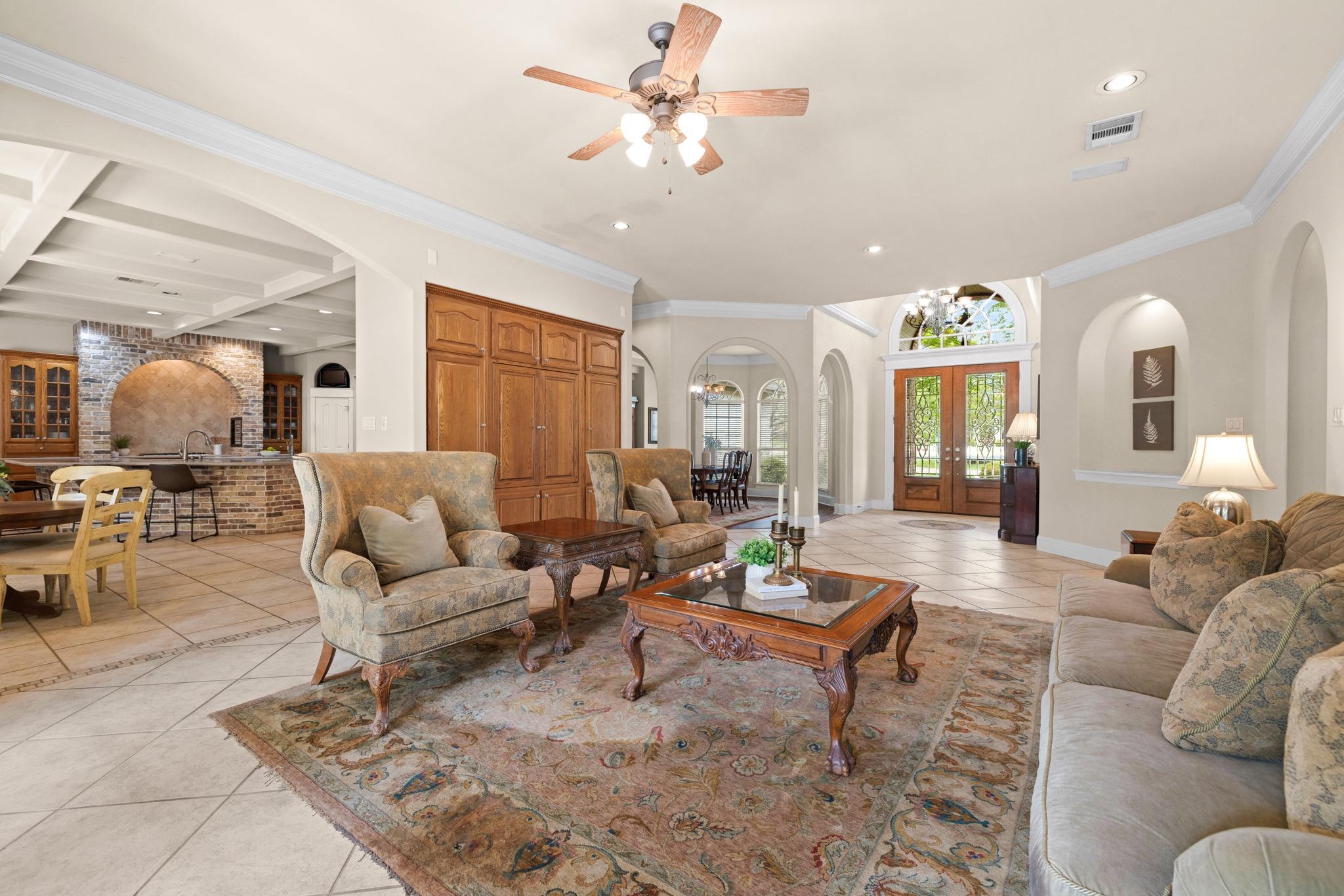 101 Diamond Trl, Georgetown, TX 78633