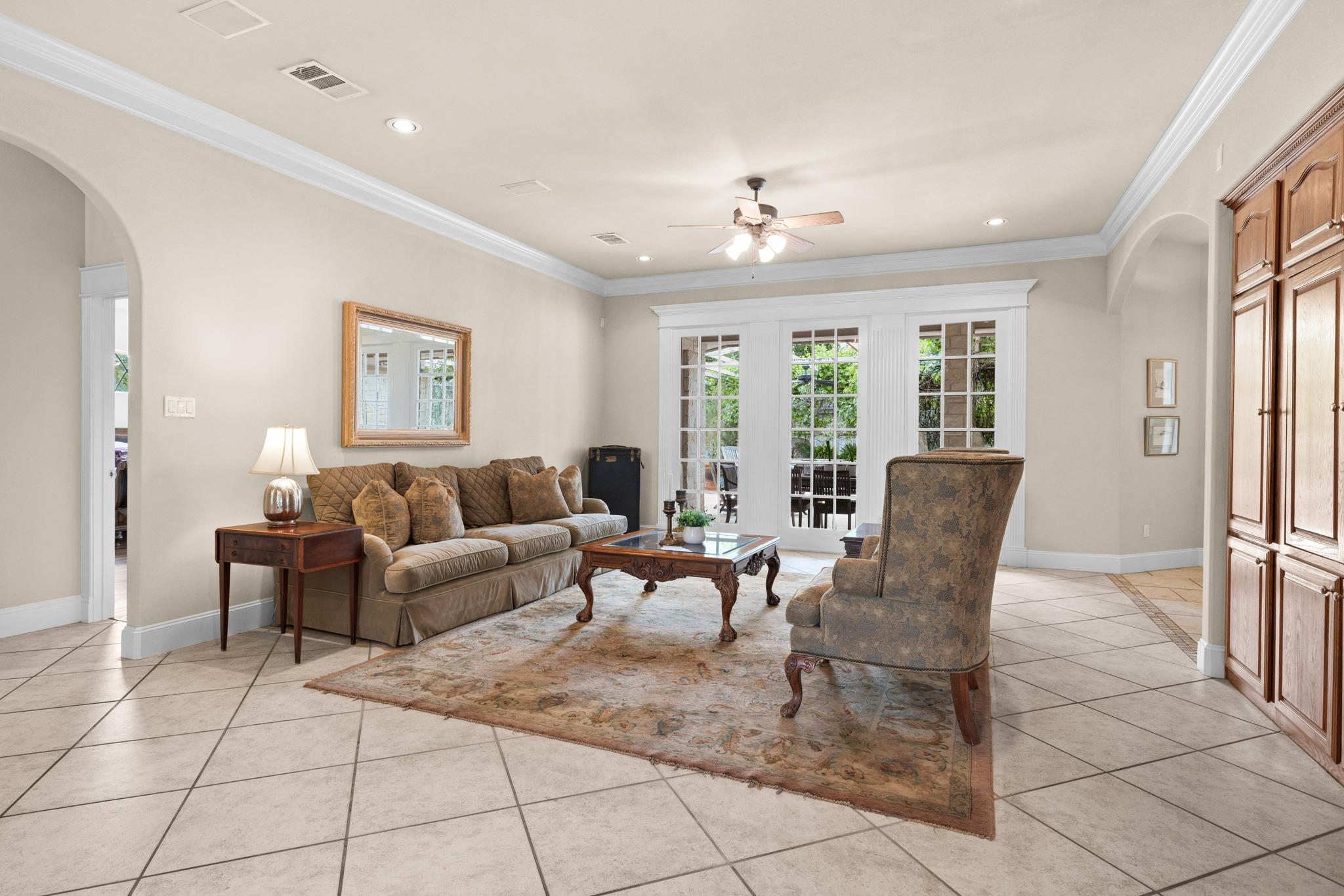 101 Diamond Trl, Georgetown, TX 78633