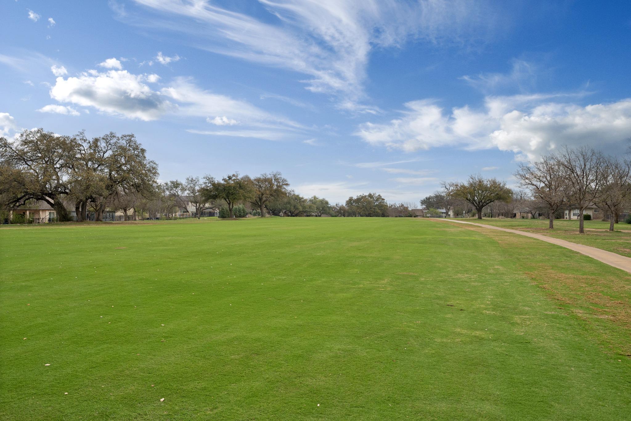 907 Vanguard St, Lakeway, TX 78734