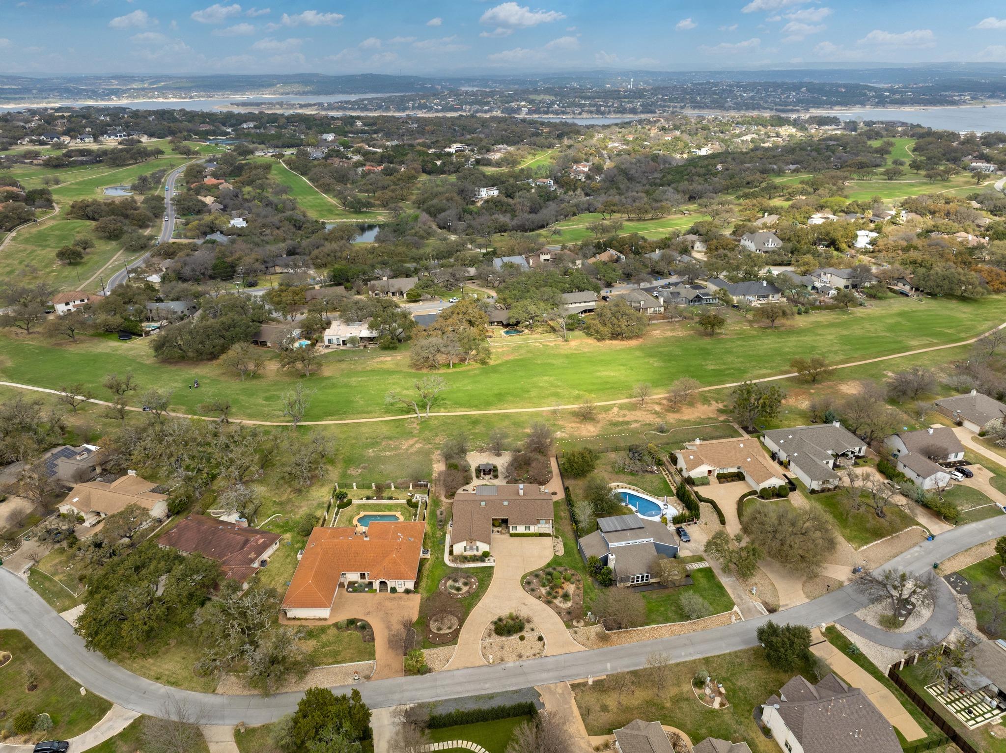 907 Vanguard St, Lakeway, TX 78734