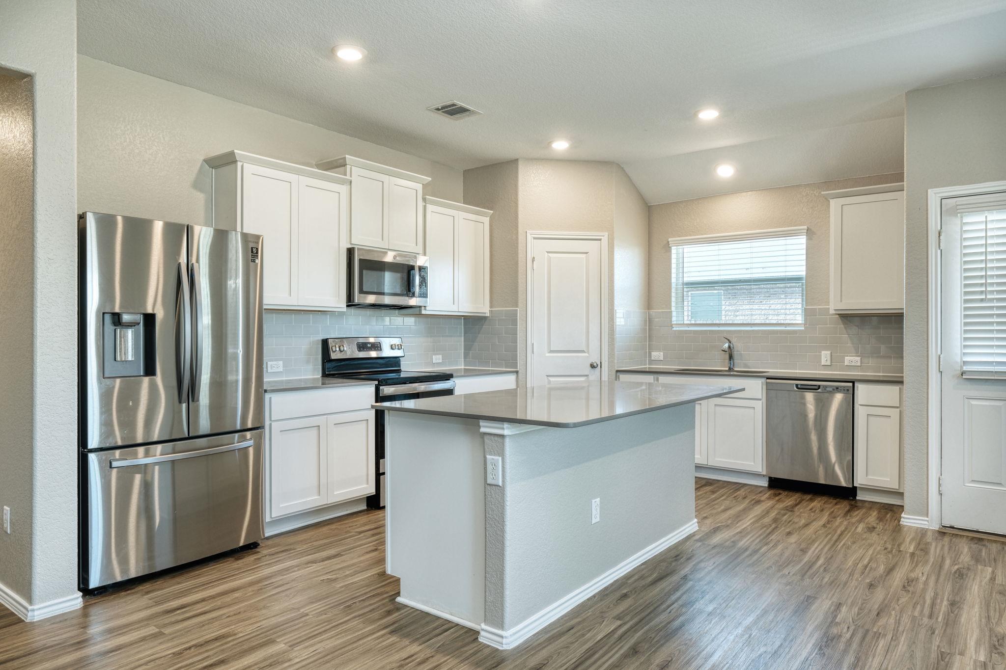 111 Mountain Maple St, Hutto, TX 78634