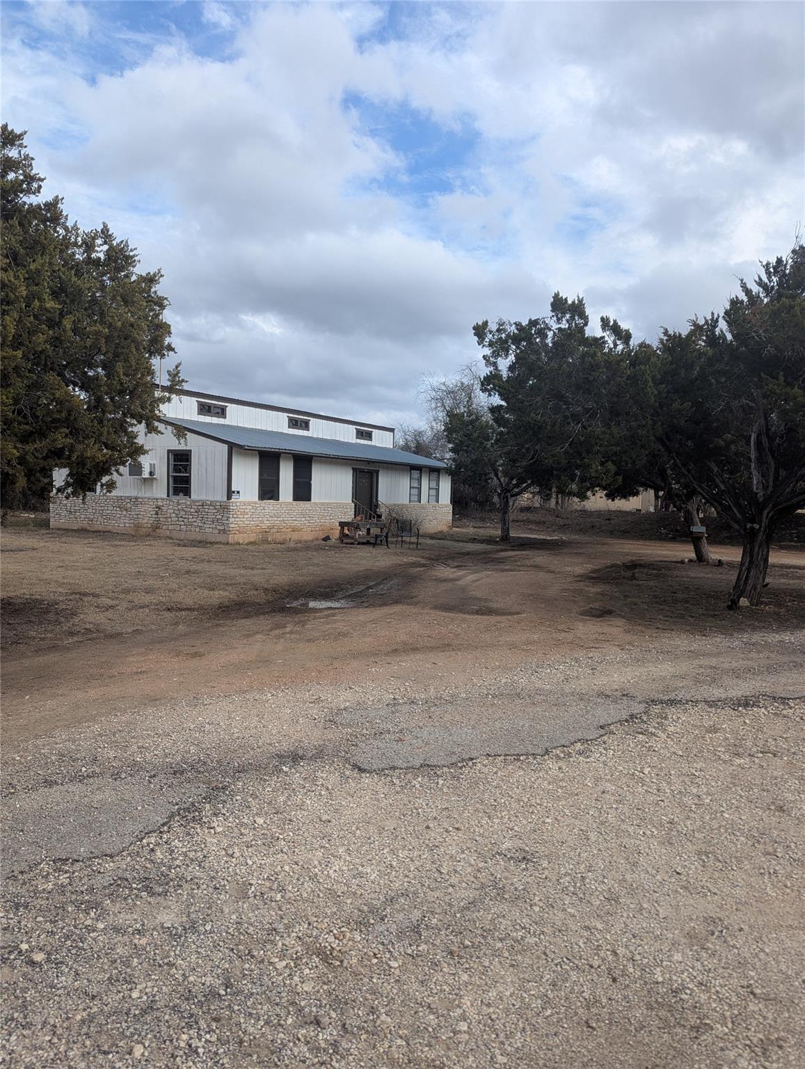 111 Rose Dr, Dripping Springs, TX 78620