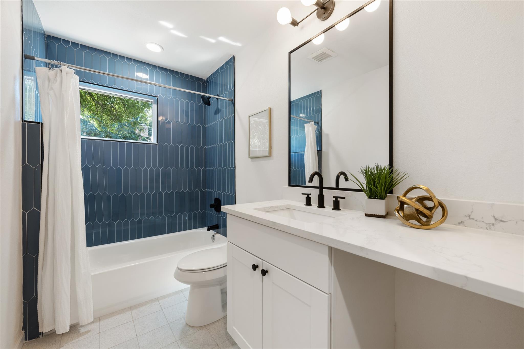 6209 Reicher Dr, Austin, TX 78723