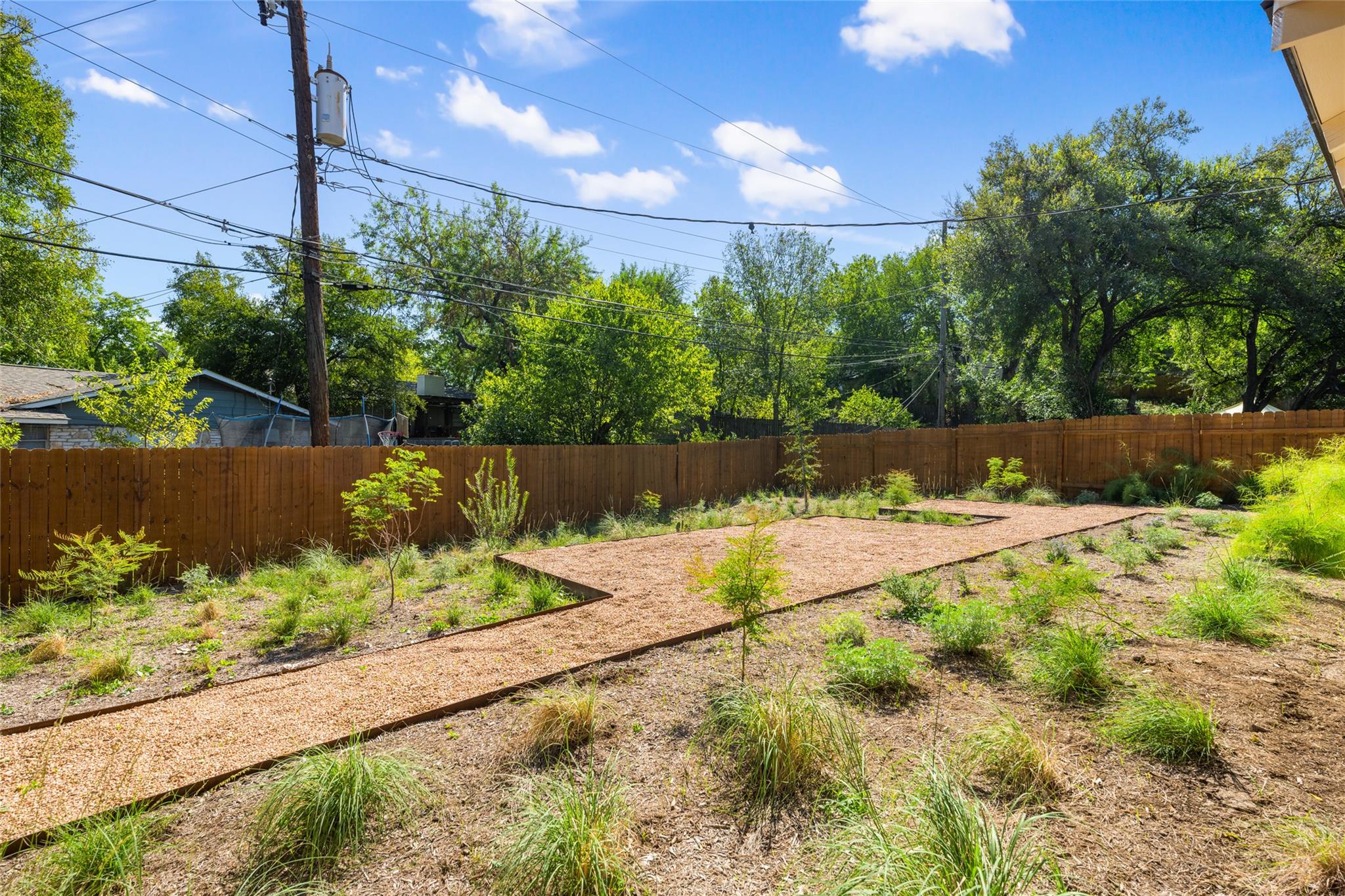 6209 Reicher Dr, Austin, TX 78723