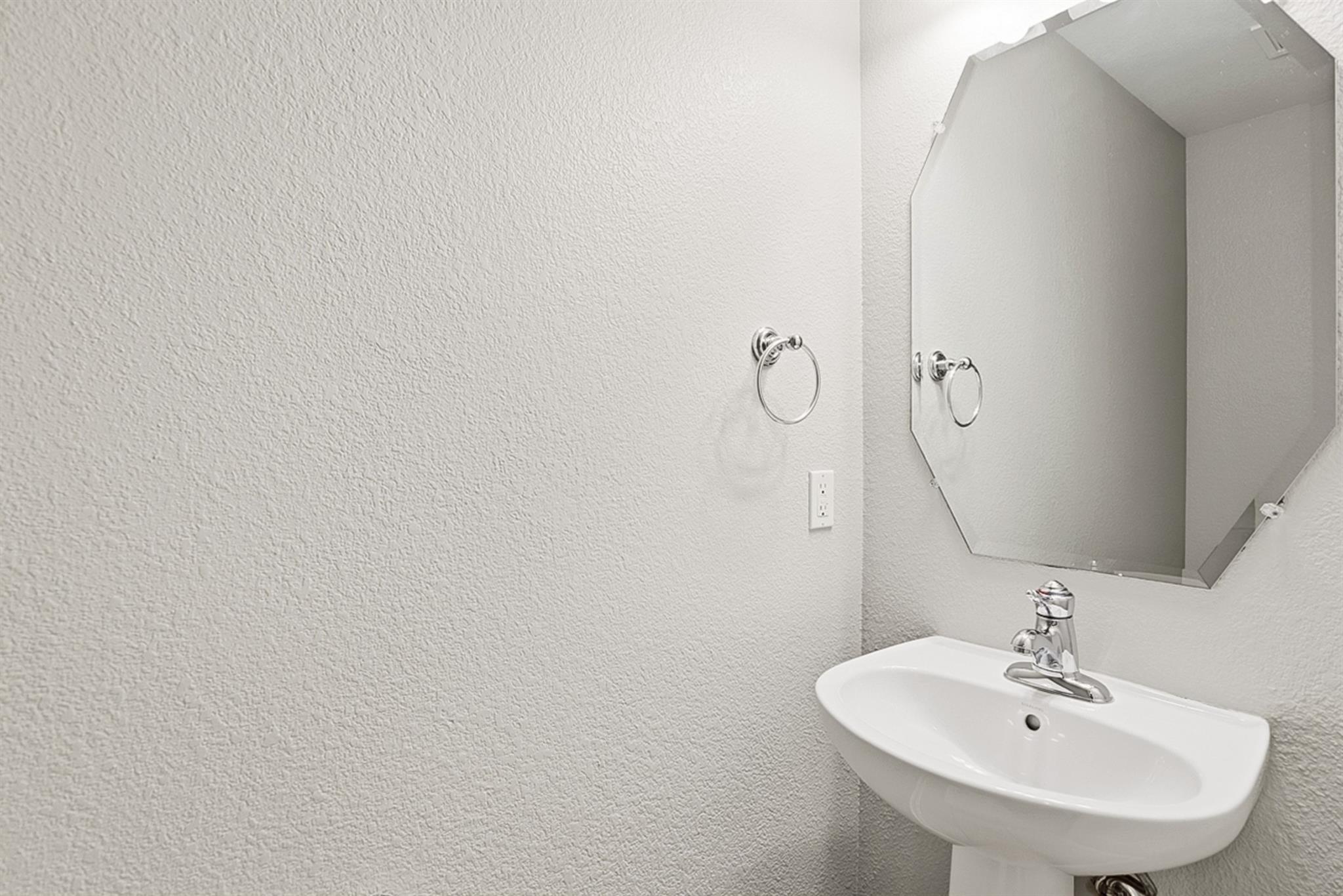 353 King Elder Ln, Leander, TX 78641