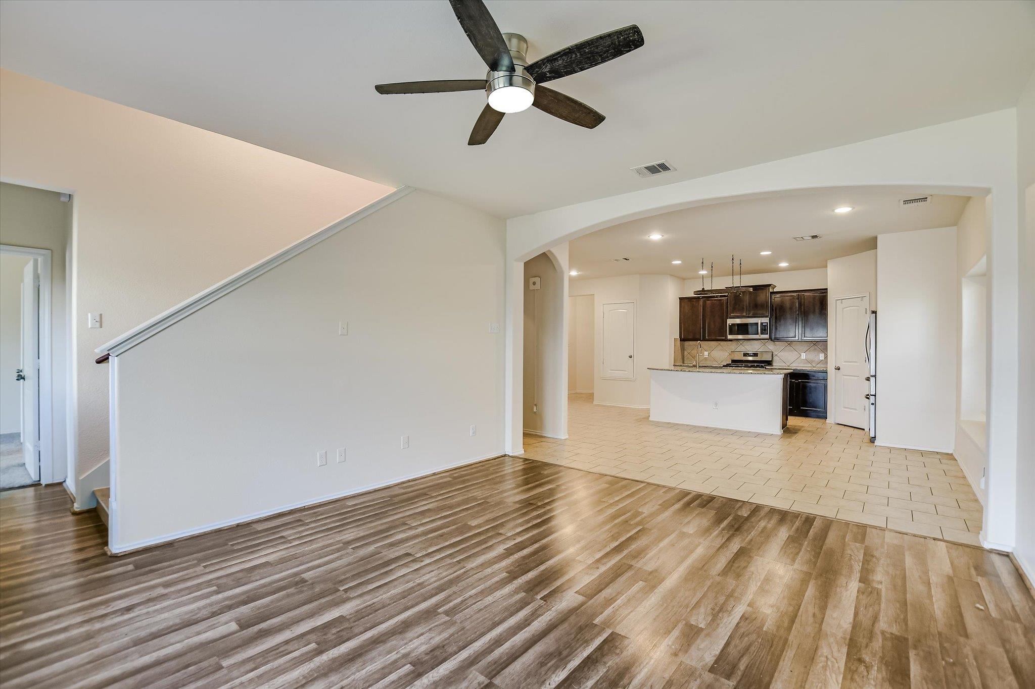 322 Vermilion Marble Trl, Buda, TX 78610