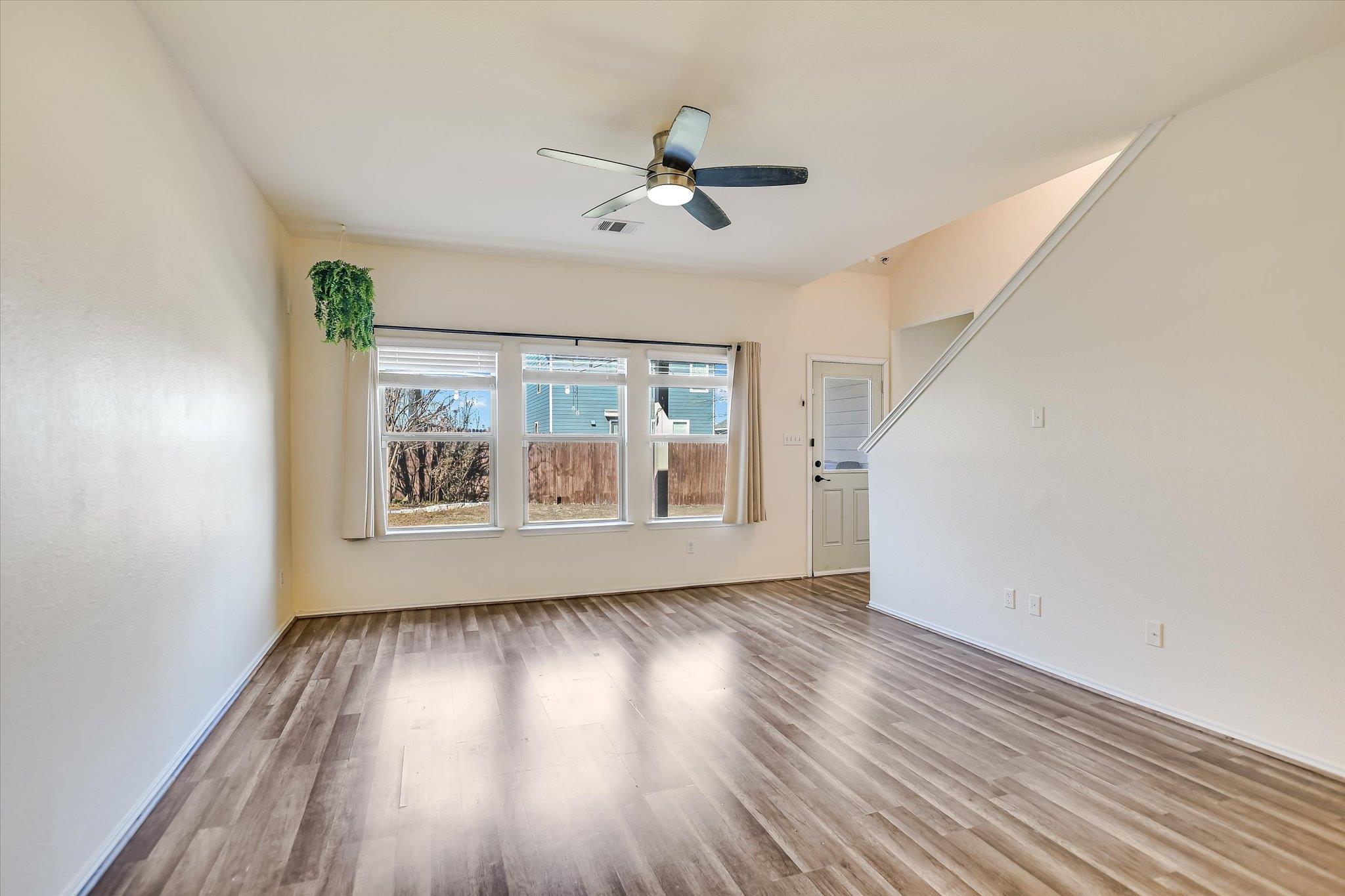 322 Vermilion Marble Trl, Buda, TX 78610