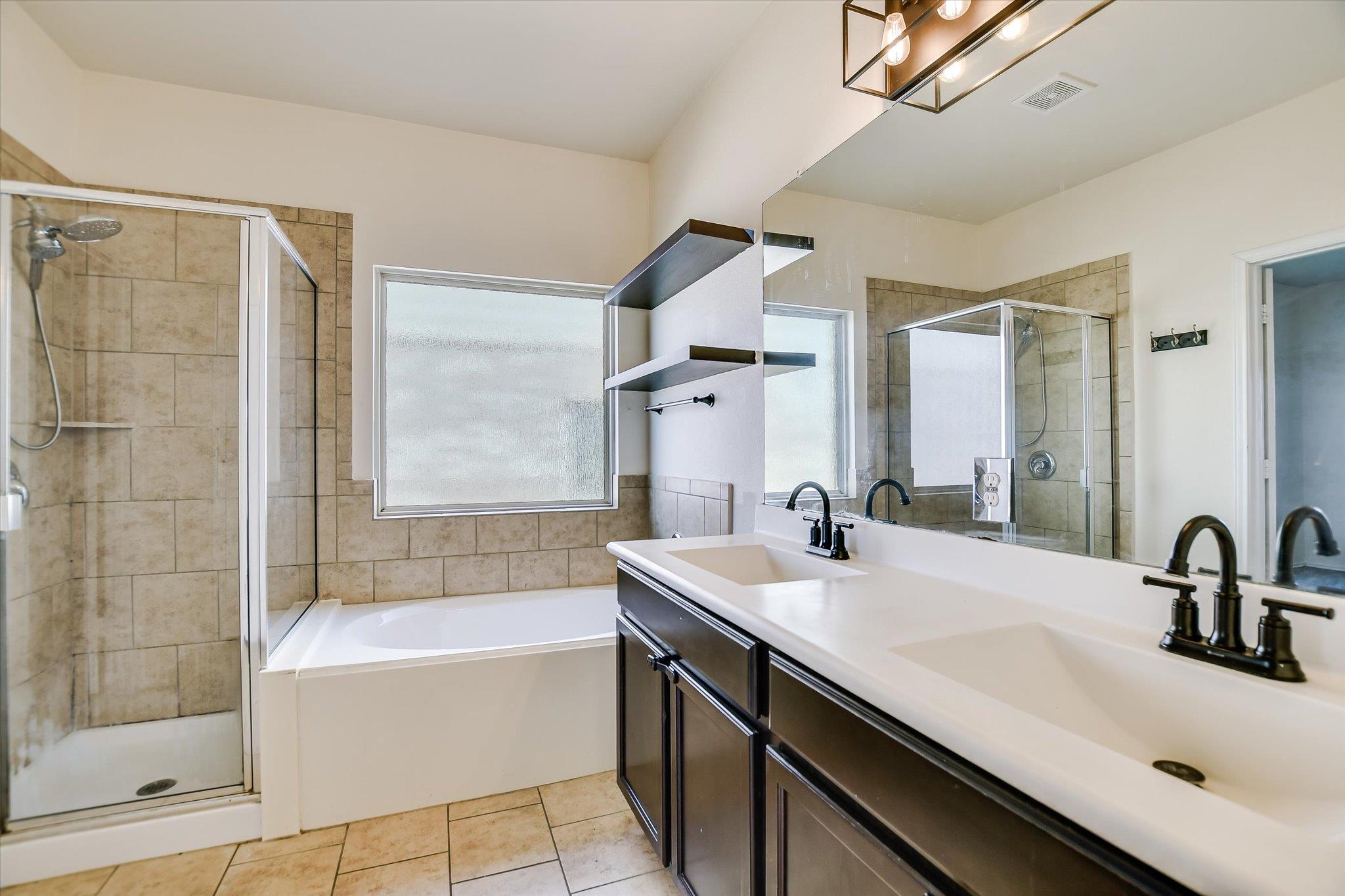 322 Vermilion Marble Trl, Buda, TX 78610