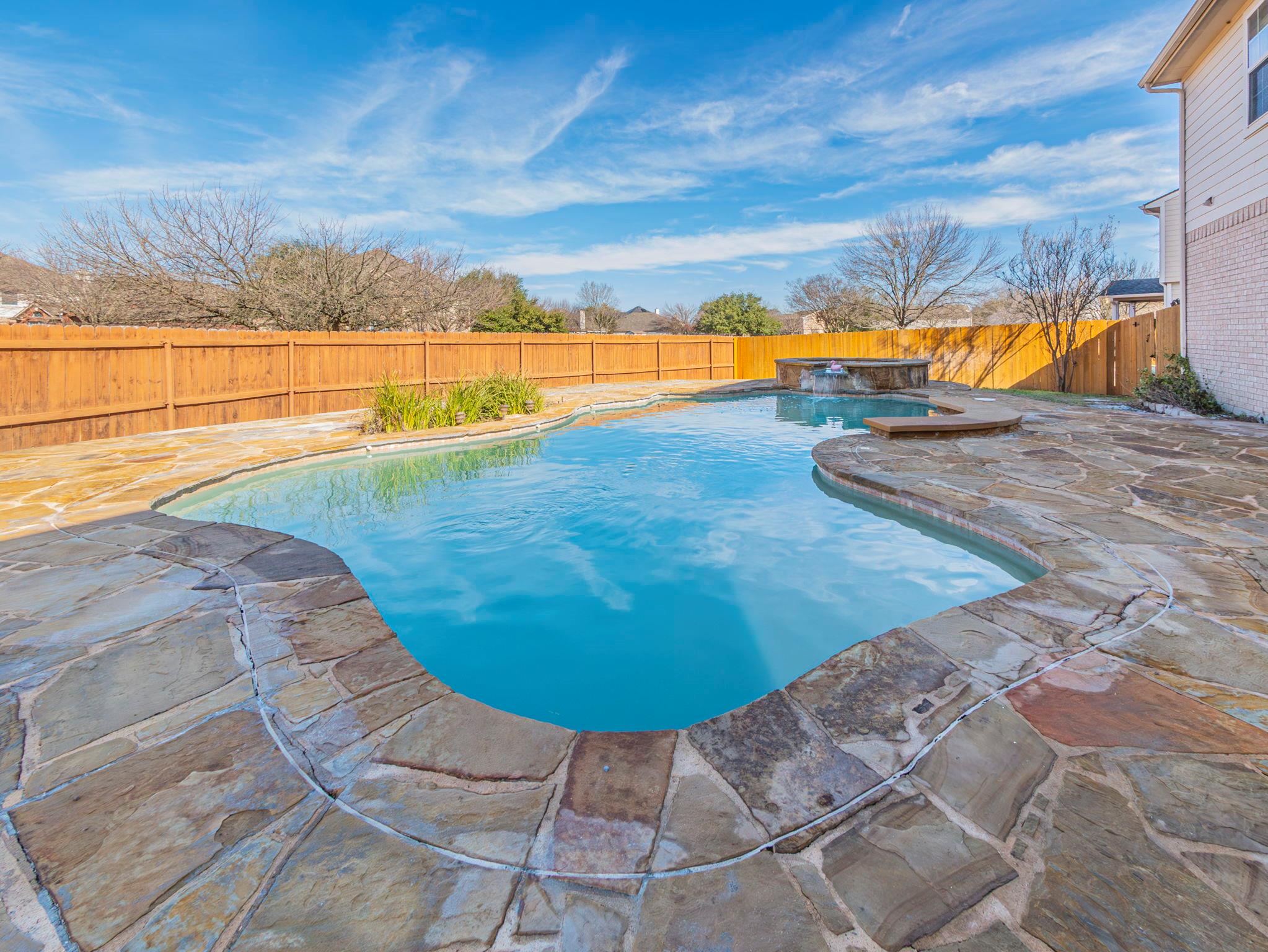 160 Pine Cv, Kyle, TX 78640