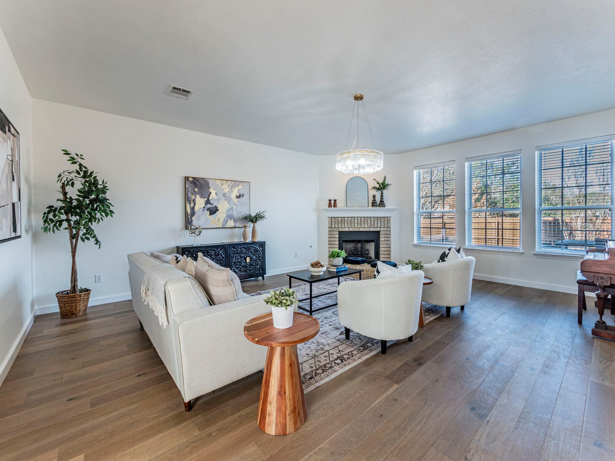 160 Pine Cv, Kyle, TX 78640