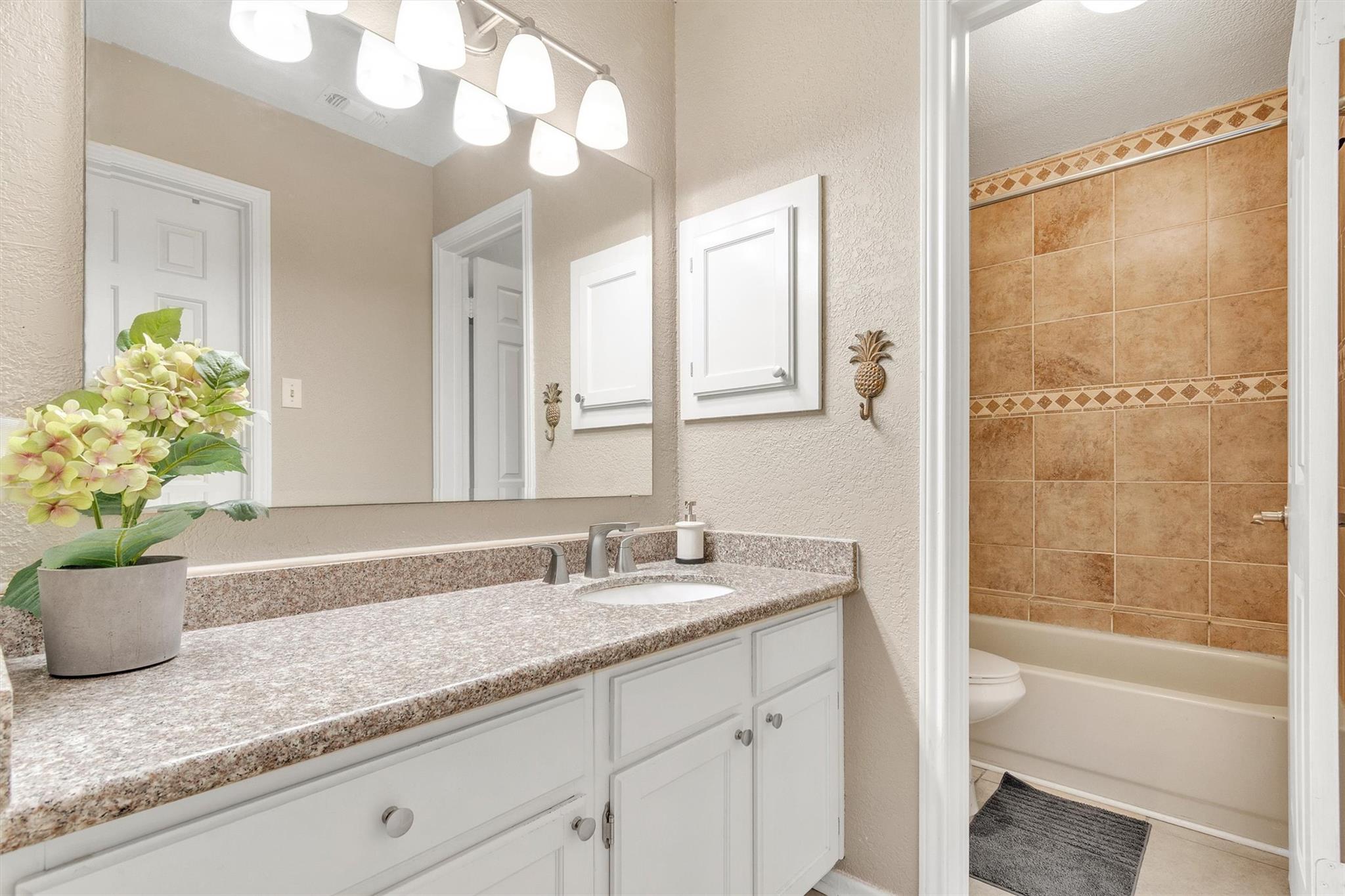 10955 Wurzbach Rd # 108, San Antonio, TX 78230