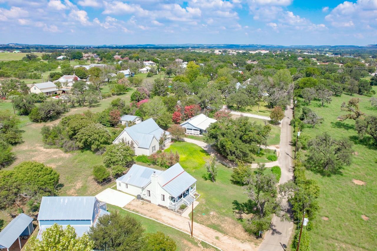 229 Sunday Cir, Fredericksburg, TX 78624