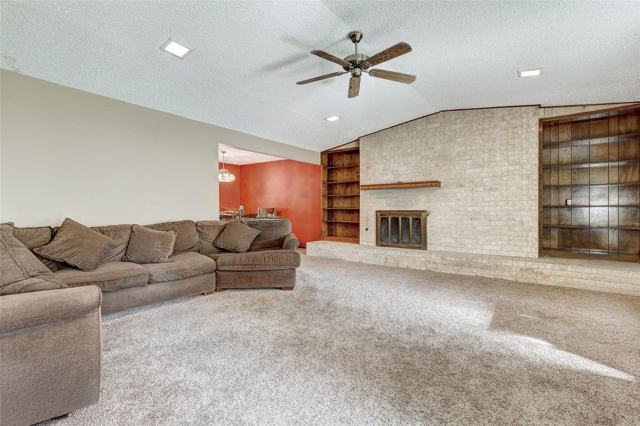 10808 PINEHURST Dr # A, Austin, TX 78747