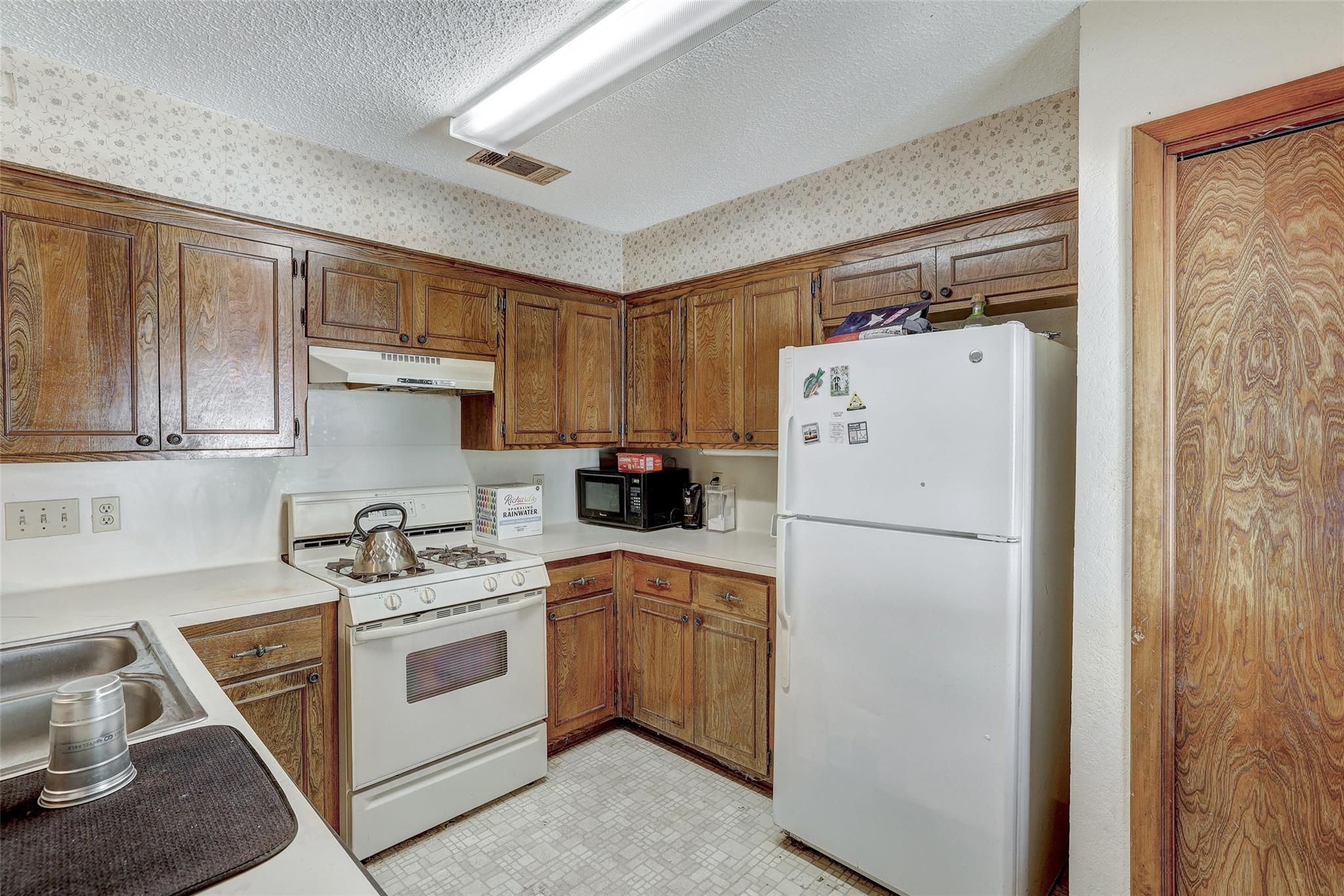 10808 PINEHURST Dr # A, Austin, TX 78747