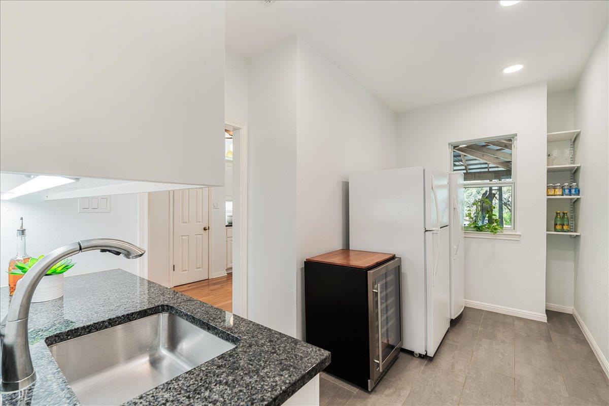 8300 SPANISH OAK Cir, Austin, TX 78737