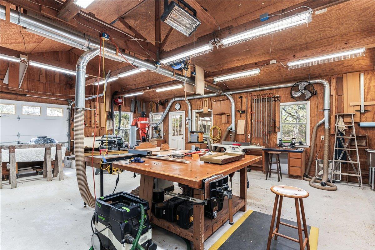 8300 SPANISH OAK Cir, Austin, TX 78737