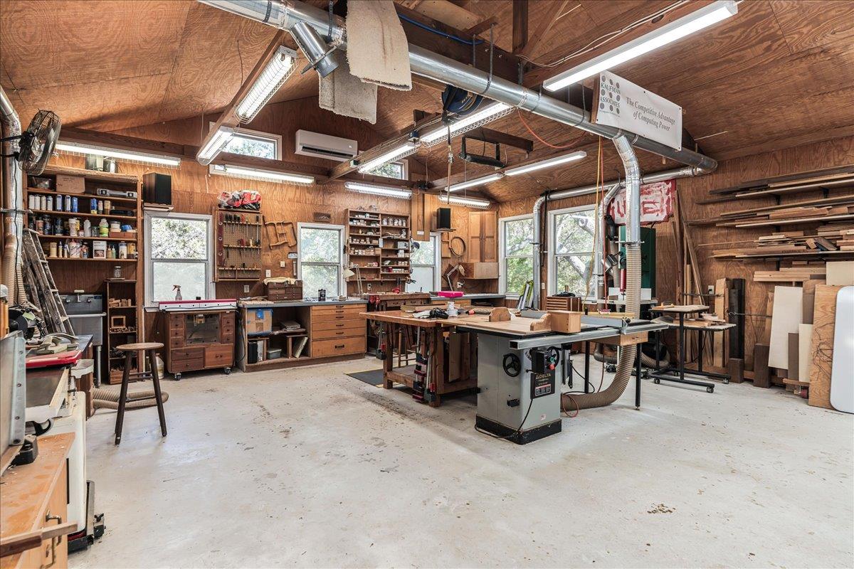 8300 SPANISH OAK Cir, Austin, TX 78737