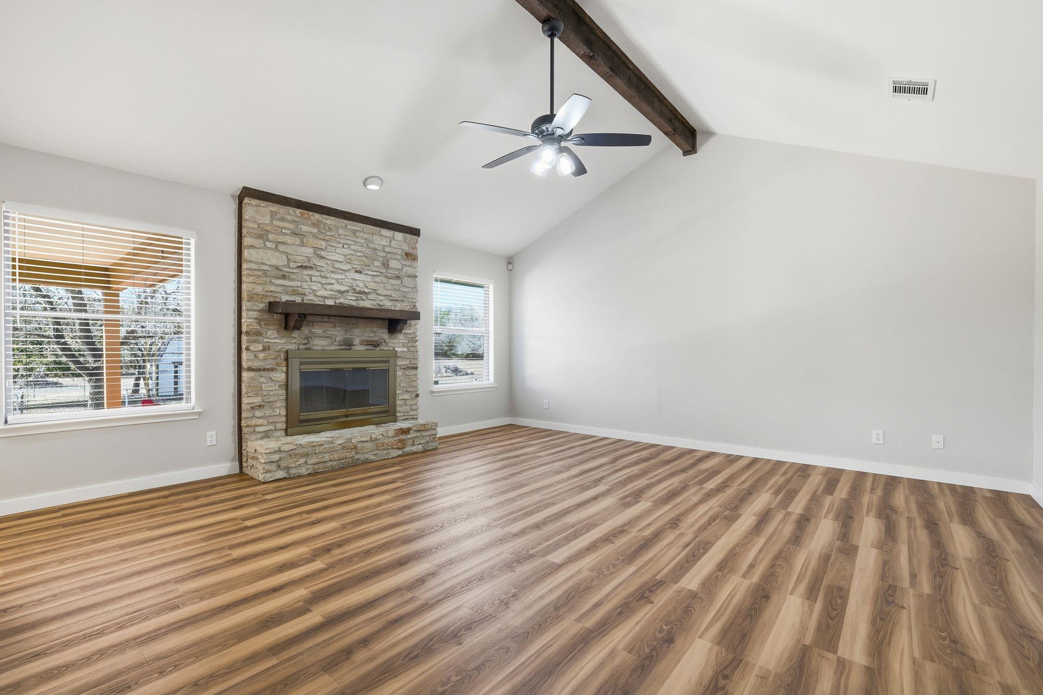 9206 Granada Hills Dr, Austin, TX 78737