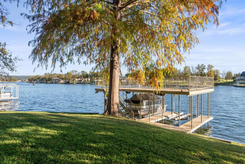 1922 Purple Sage Ln, Kingsland, TX 78639