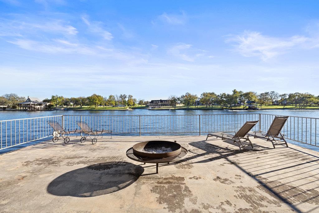 1922 Purple Sage Ln, Kingsland, TX 78639