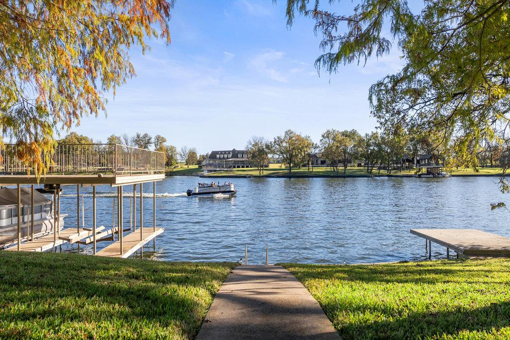 1922 Purple Sage Ln, Kingsland, TX 78639