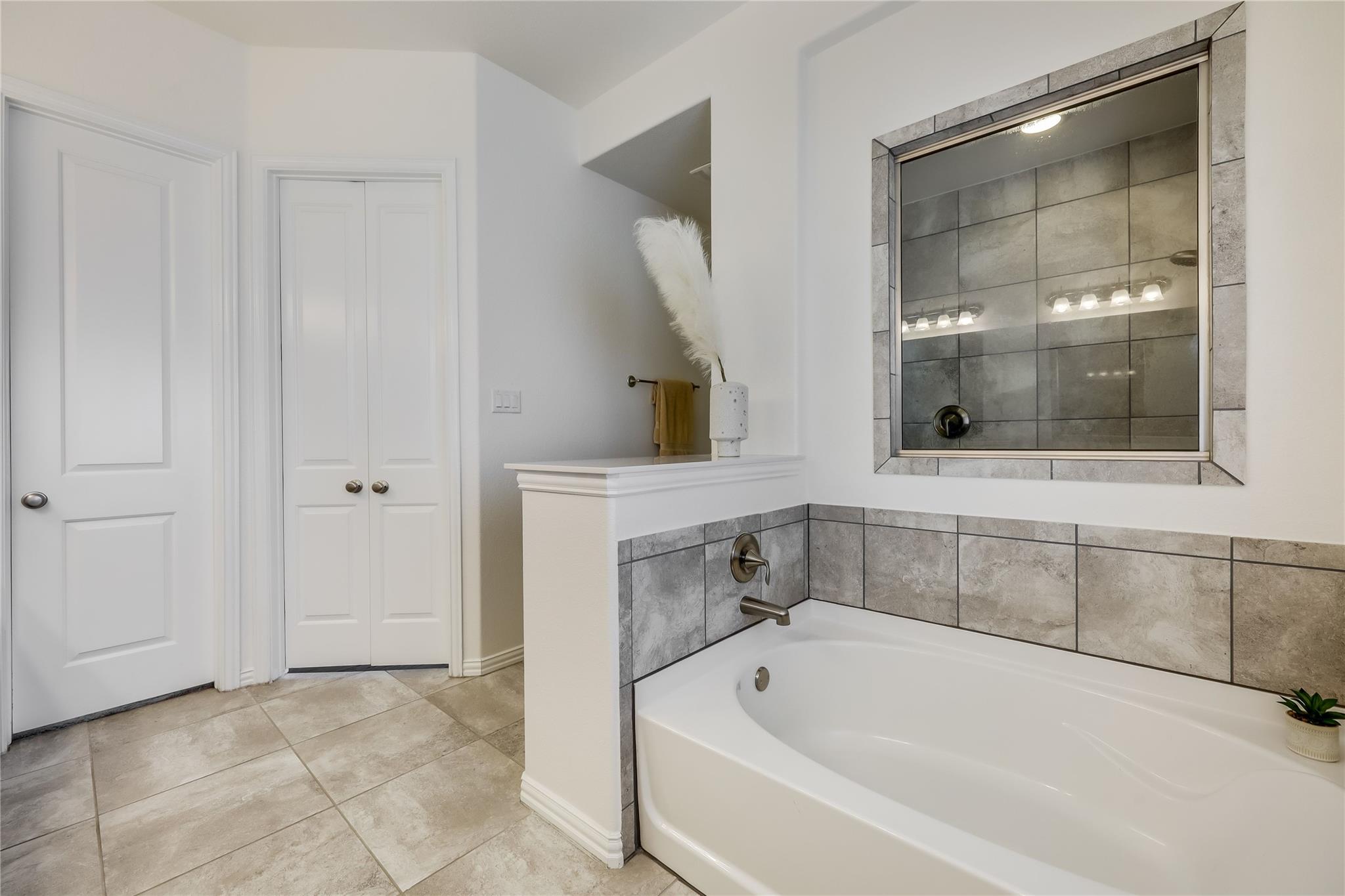 22207 Cape Travis Bnd, Lago Vista, TX 78645